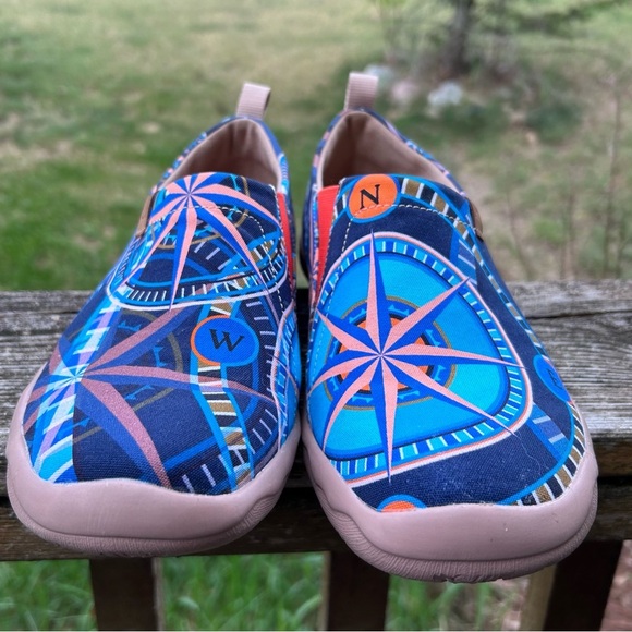 UIN Slip-On Canvas Shoes Men’s Size 8 Women’s 9.5 Compass Design Toledo Map Sole - Picture 5 of 17